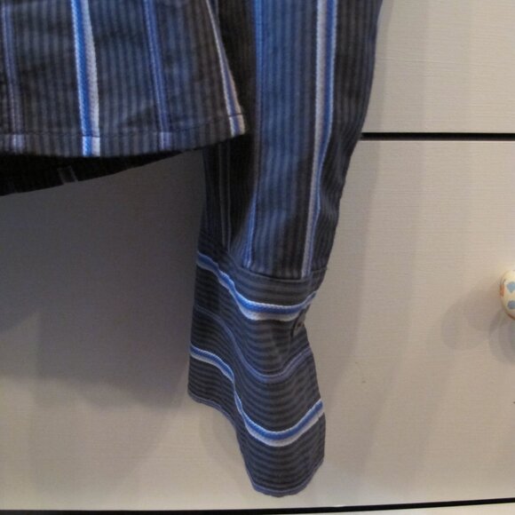 Worthington Button Up Blouse Gray with Blue/White stripes FITTED. - Picture 4 of 7